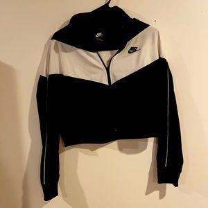 Nike cropped jacket